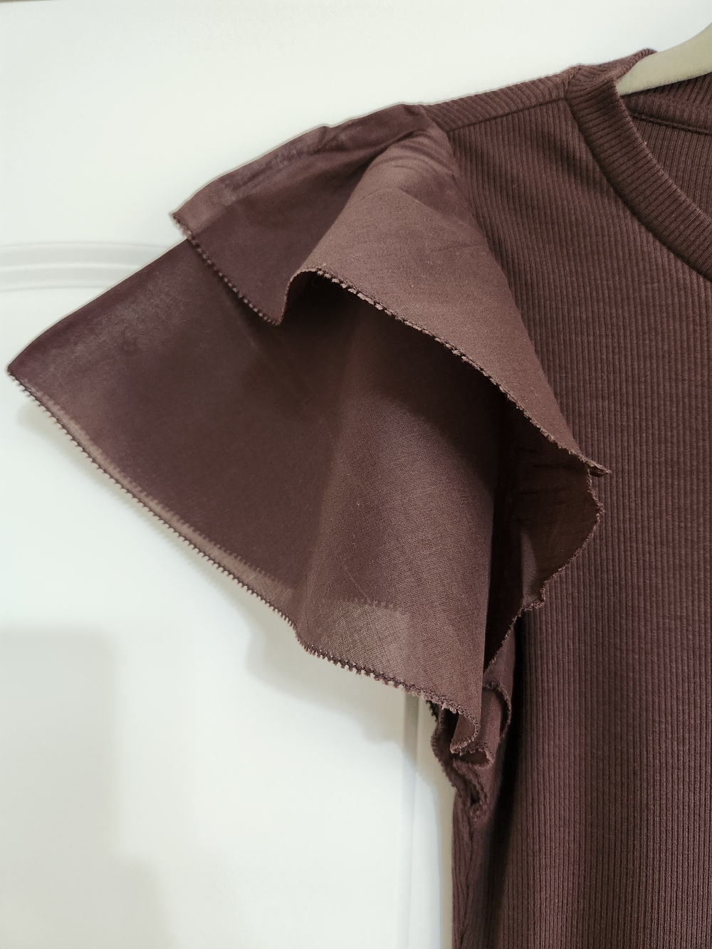 GAP Chocolate Brown Whimsical Flutter-Sleeve Ribbed Tee - Picture 6 of 9